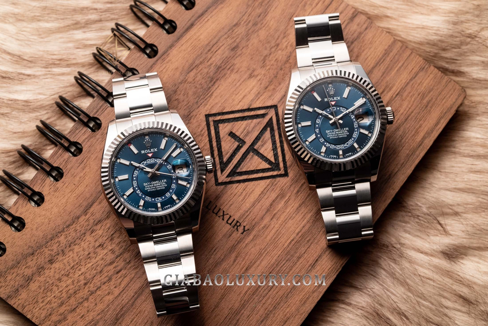 Đồng Hồ Rolex Sky-Dweller 326934 Mặt Số Xanh