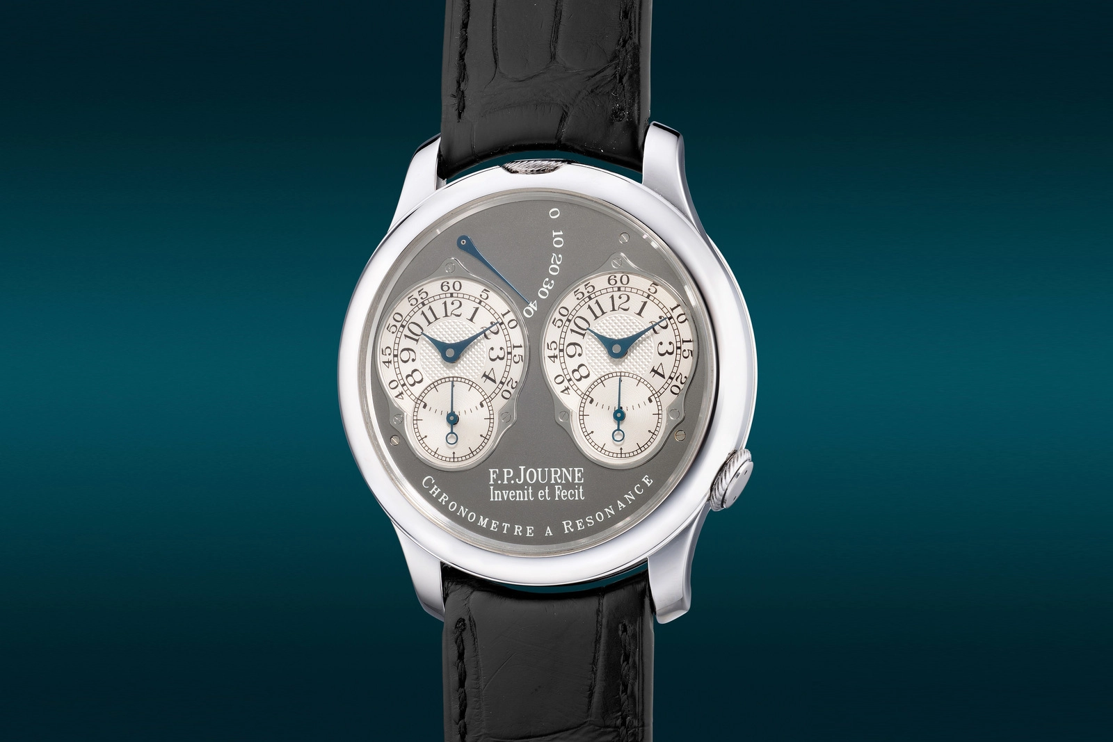 F.P. Journe Chronomètre à Résonance Ruthenium với mặt số xám