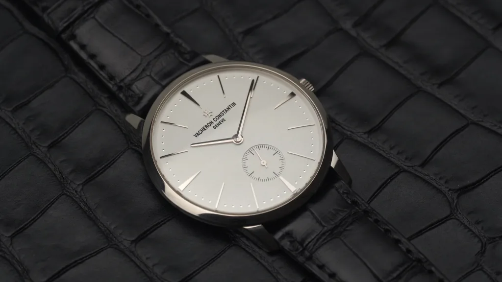 Toàn cảnh mặt trước Vacheron Constantin Patrimony 1110U