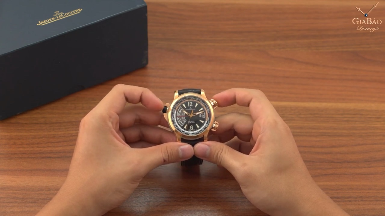Jaeger-LeCoultre Master Compressor Extreme W-Alarm Renascer trên tay