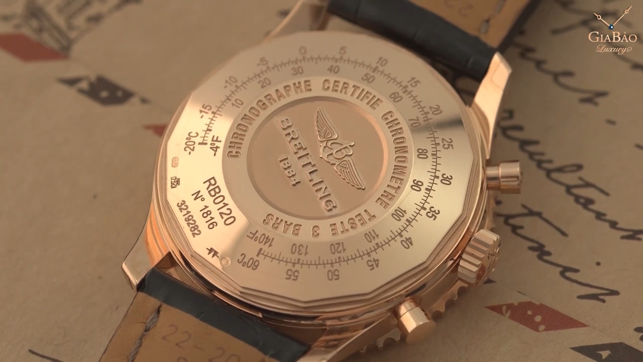 Mặt đáy Breitling Navitimer 01 RB0120