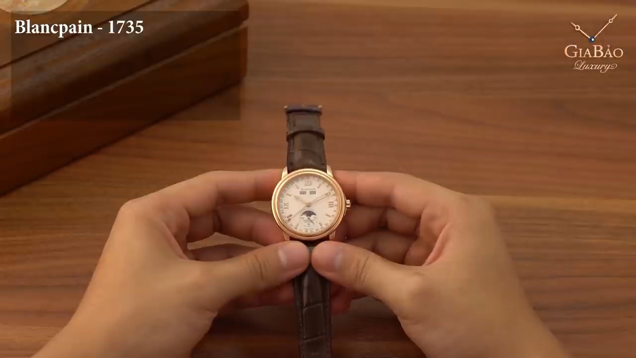 Blancpain Léman vàng hồng trên tay