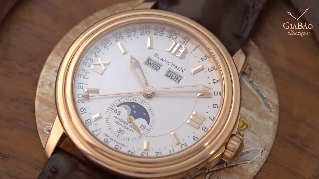 Cận cảnh mặt số Blancpain Léman 3563A