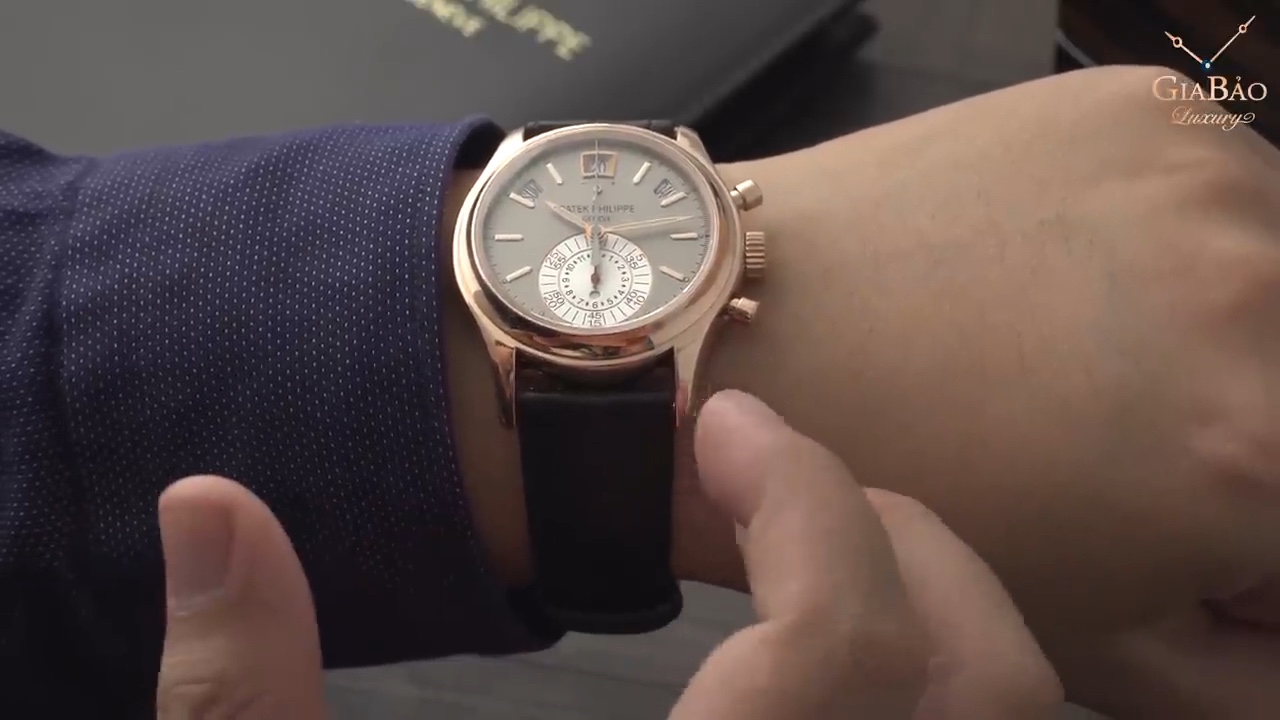 Patek Philippe 5960R-001 trên cổ tay