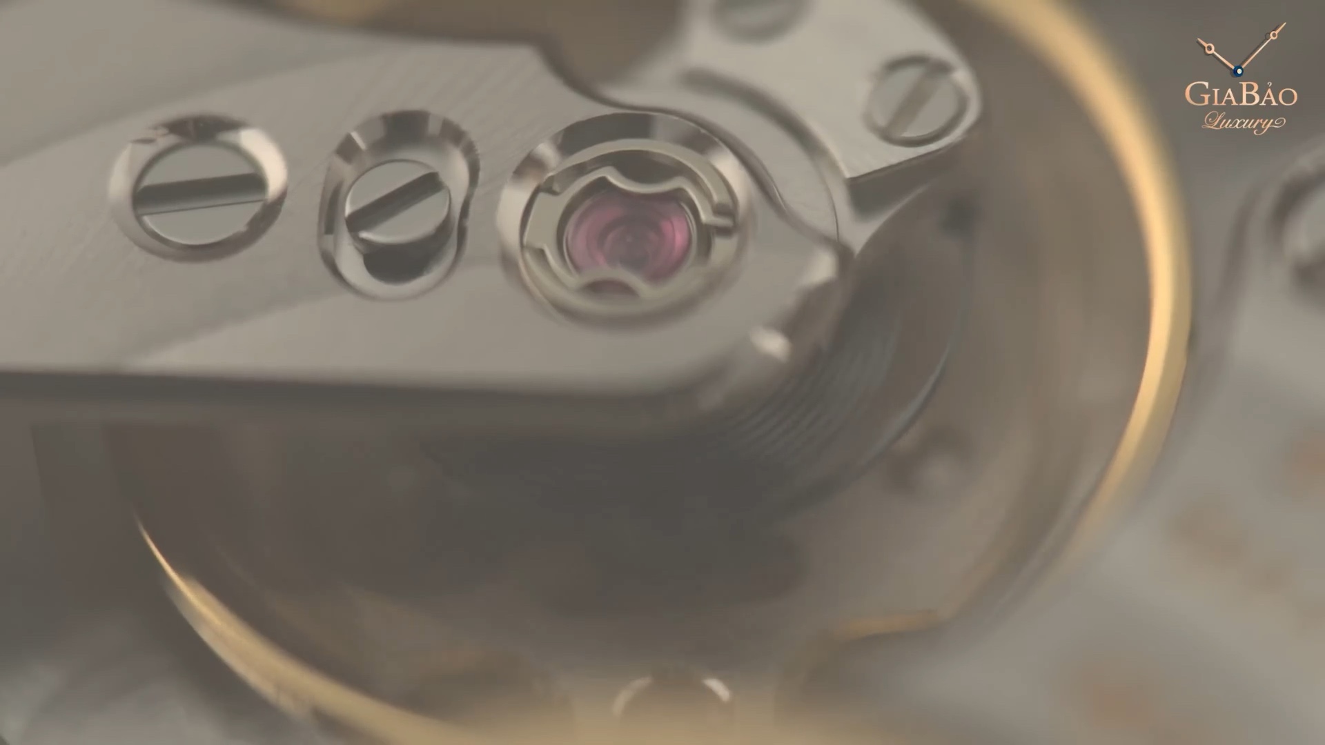 Calibre CH 28-520 C trong Patek Philippe 5980R