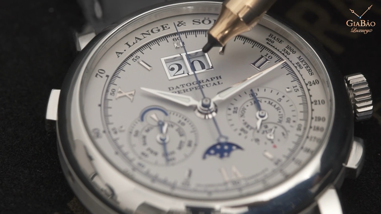 Lịch ngày cỡ lớn của A. Lange & Söhne Datograph Perpetual