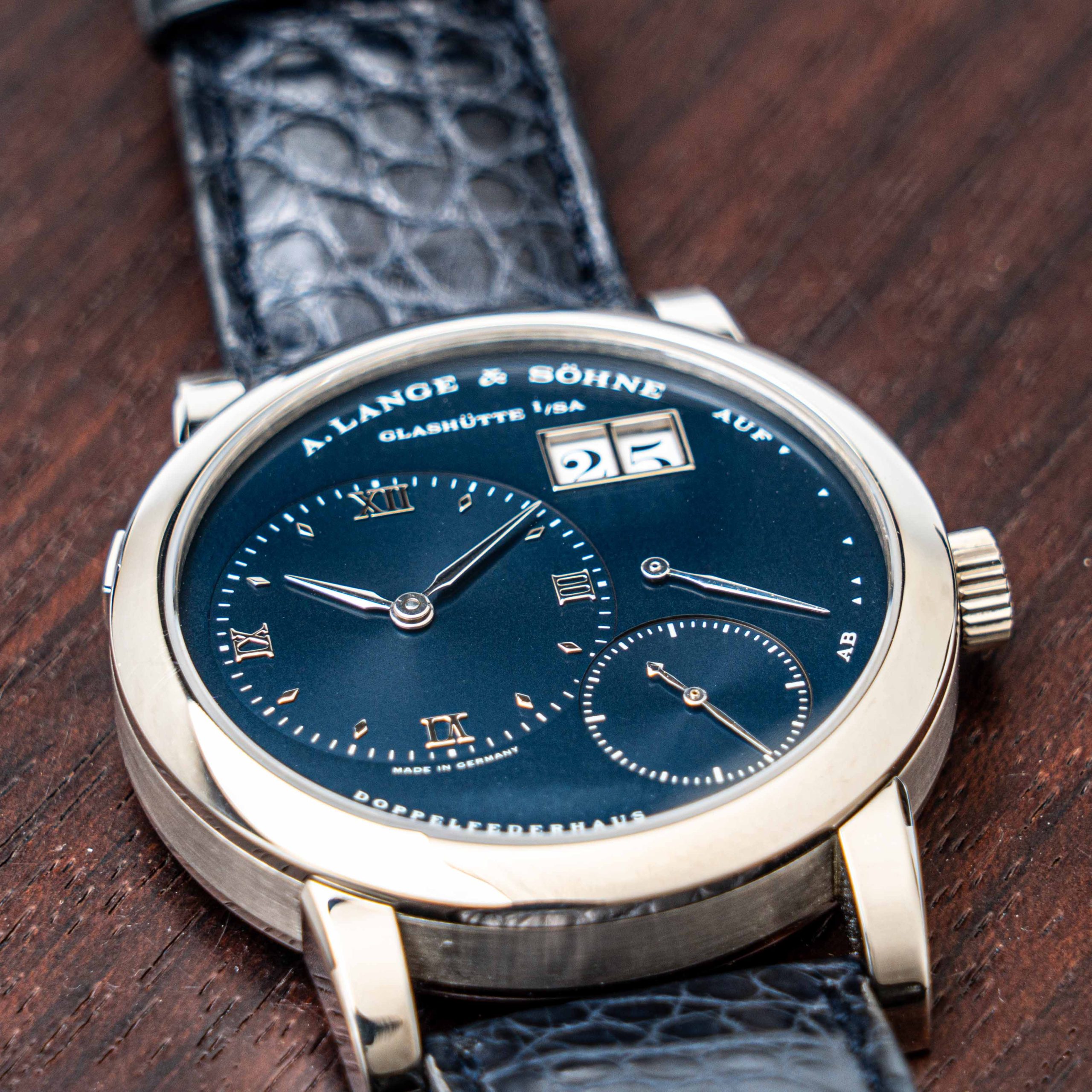 A. Lange & Söhne Lange 1 — ảnh tư liệu bài gốc 13