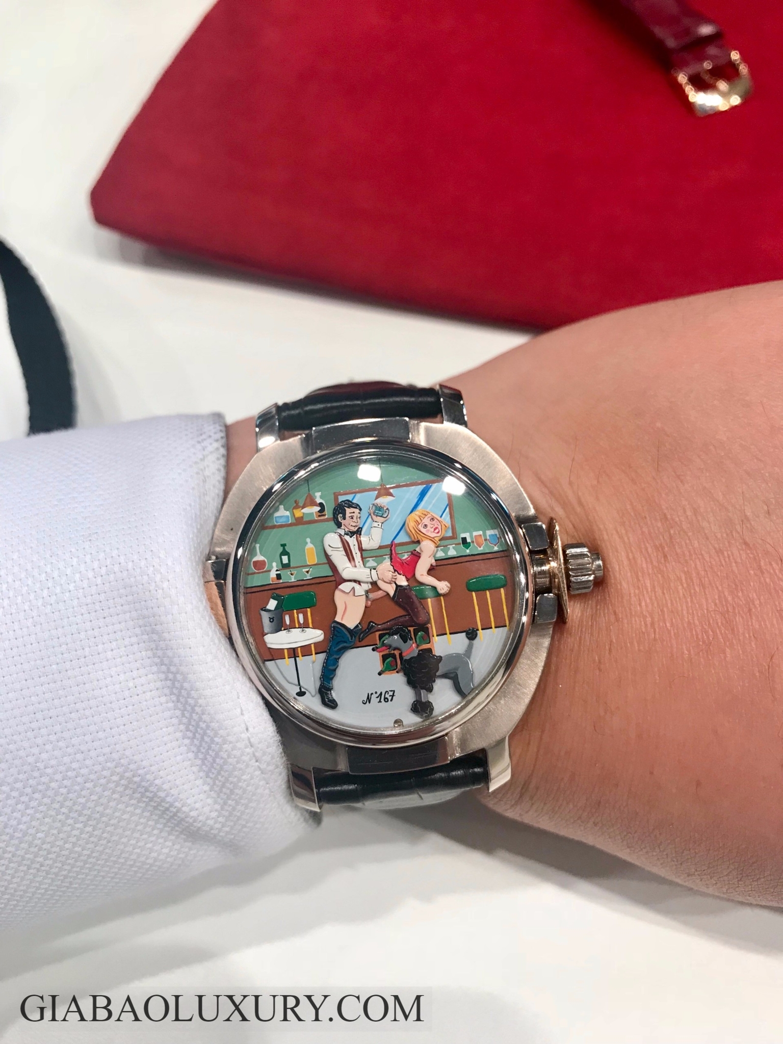Hoạt cảnh automaton trên một đồng hồ Andersen Genève Eros