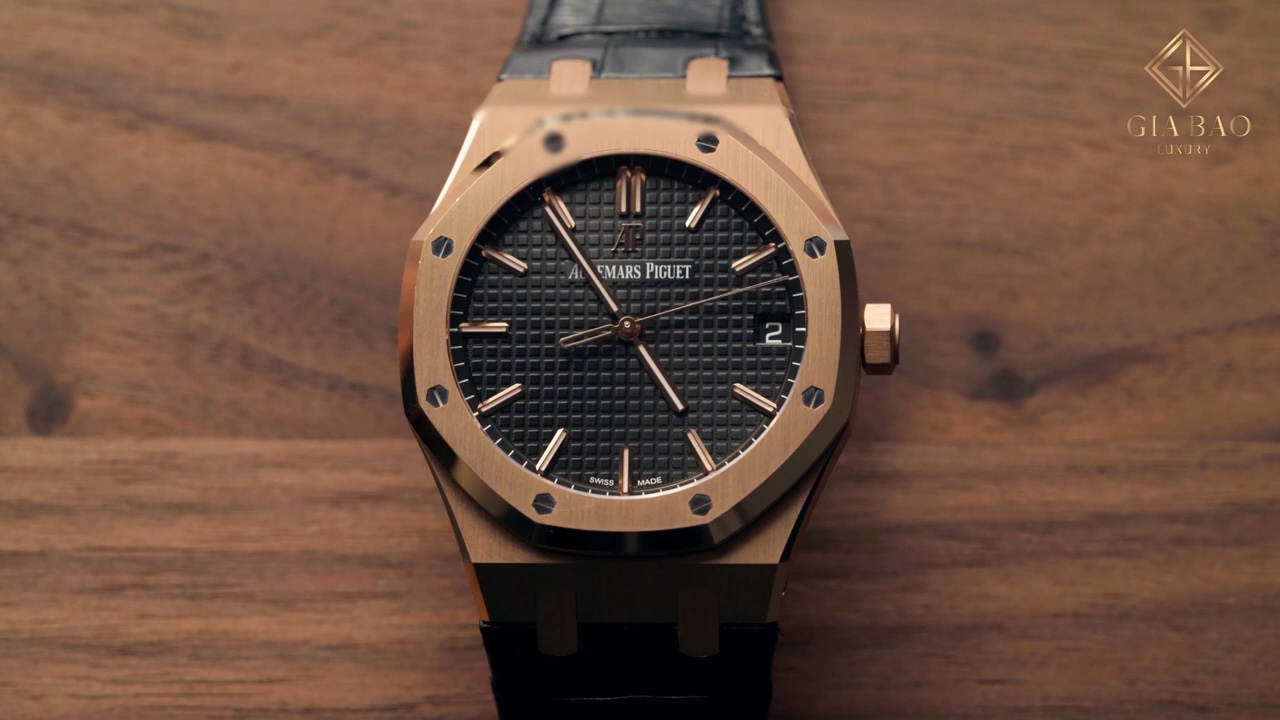 AP Royal Oak 15500OR: calibre 4302 và dây da
