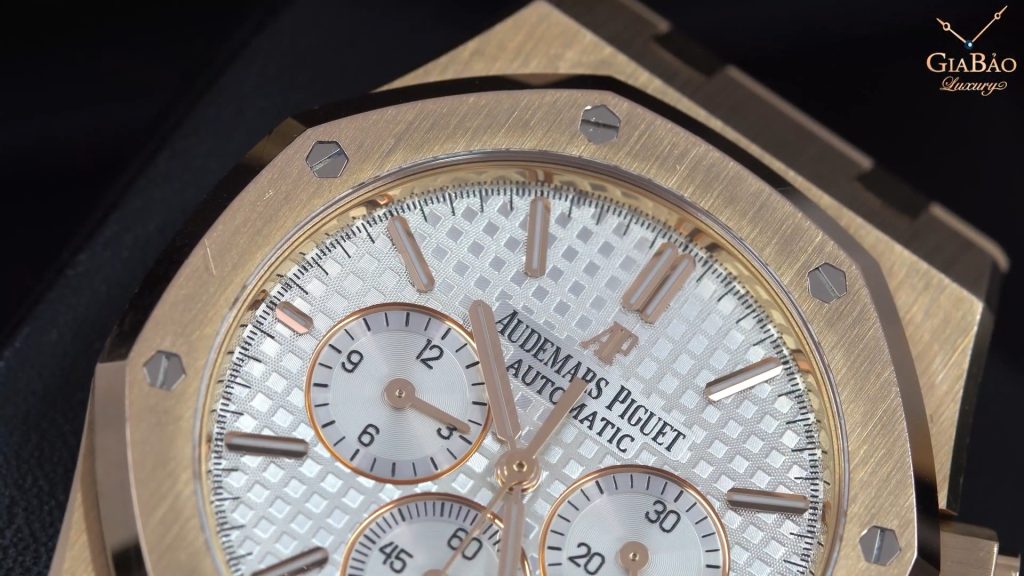 Mặt số bạc Grande Tapisserie của Royal Oak Chronograph 26320OR
