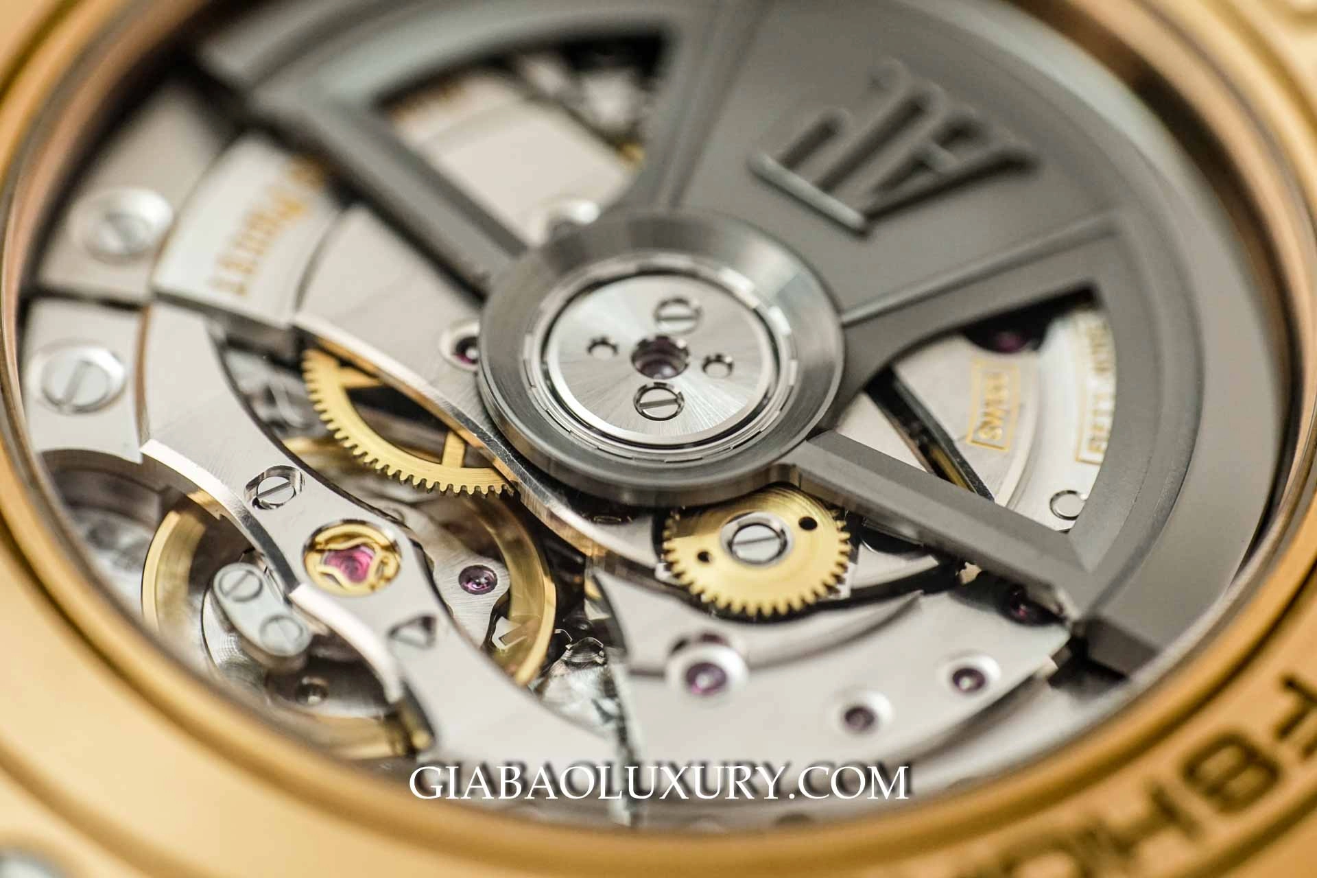 Royal Oak Offshore 26401RO và Rolex Daytona 116505: hai cách làm chronograph — ảnh chi tiết 13