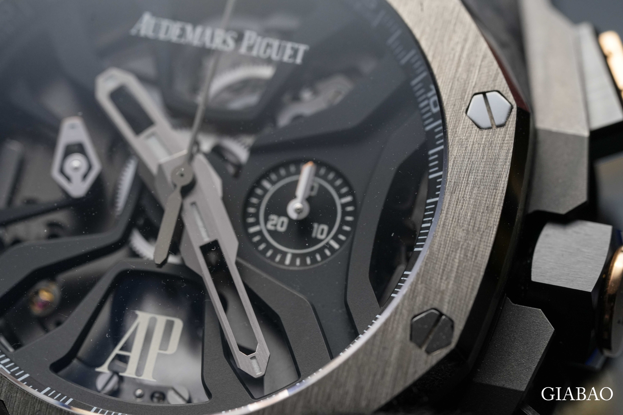 Audemars Piguet 26221FT: Royal Oak Concept Laptimer — ảnh chi tiết 2