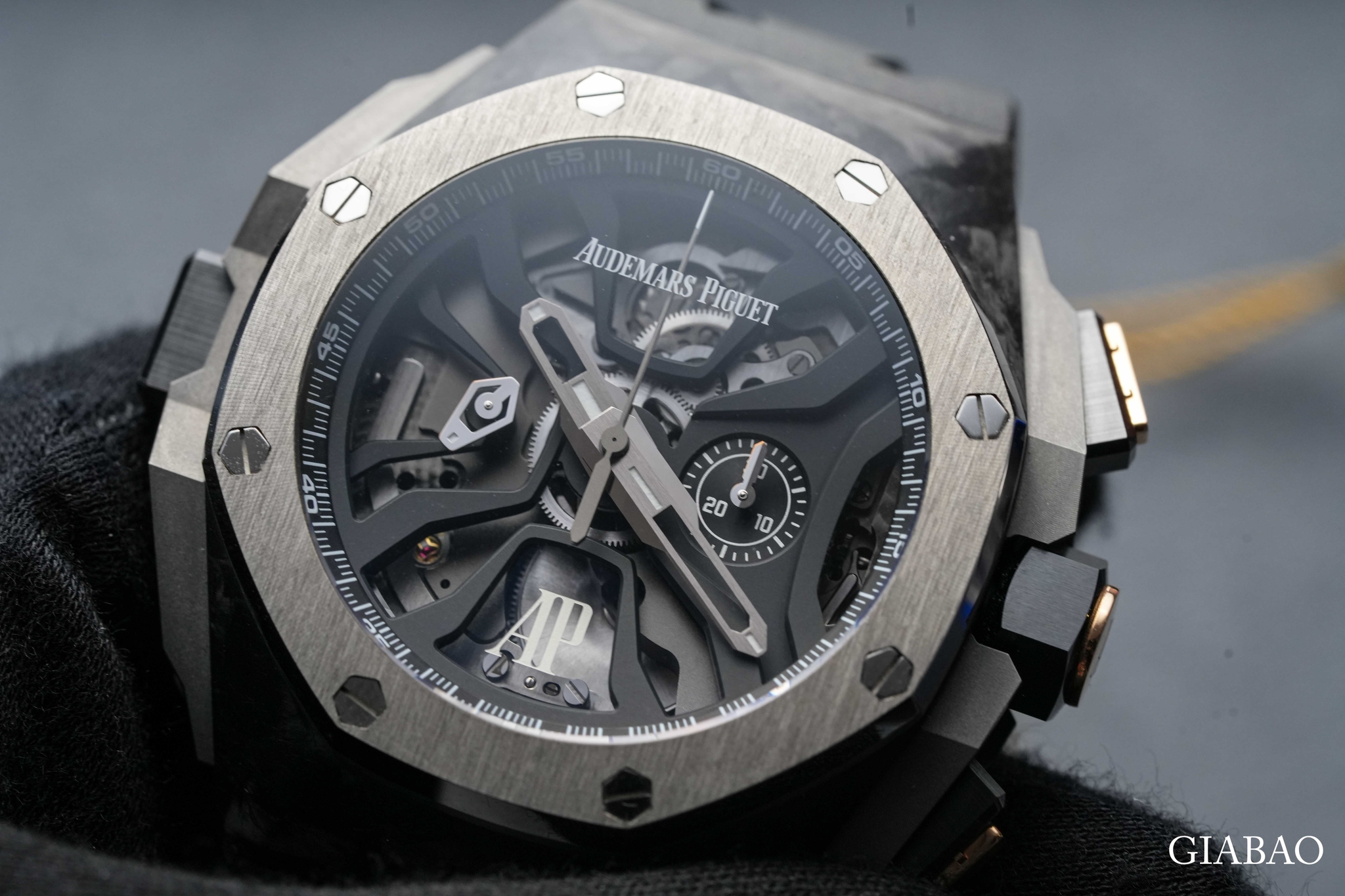 Audemars Piguet 26221FT: Royal Oak Concept Laptimer — ảnh chi tiết 3