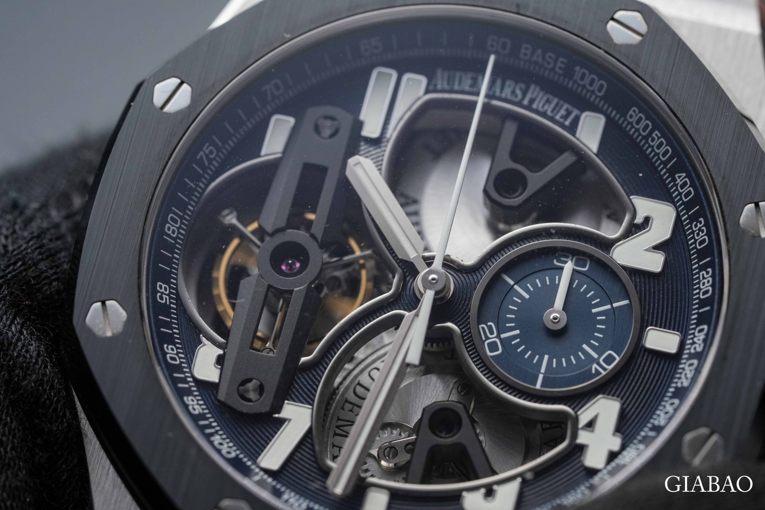 Audemars Piguet 26388PT: Offshore Tourbillon Chronograph — ảnh chi tiết 5