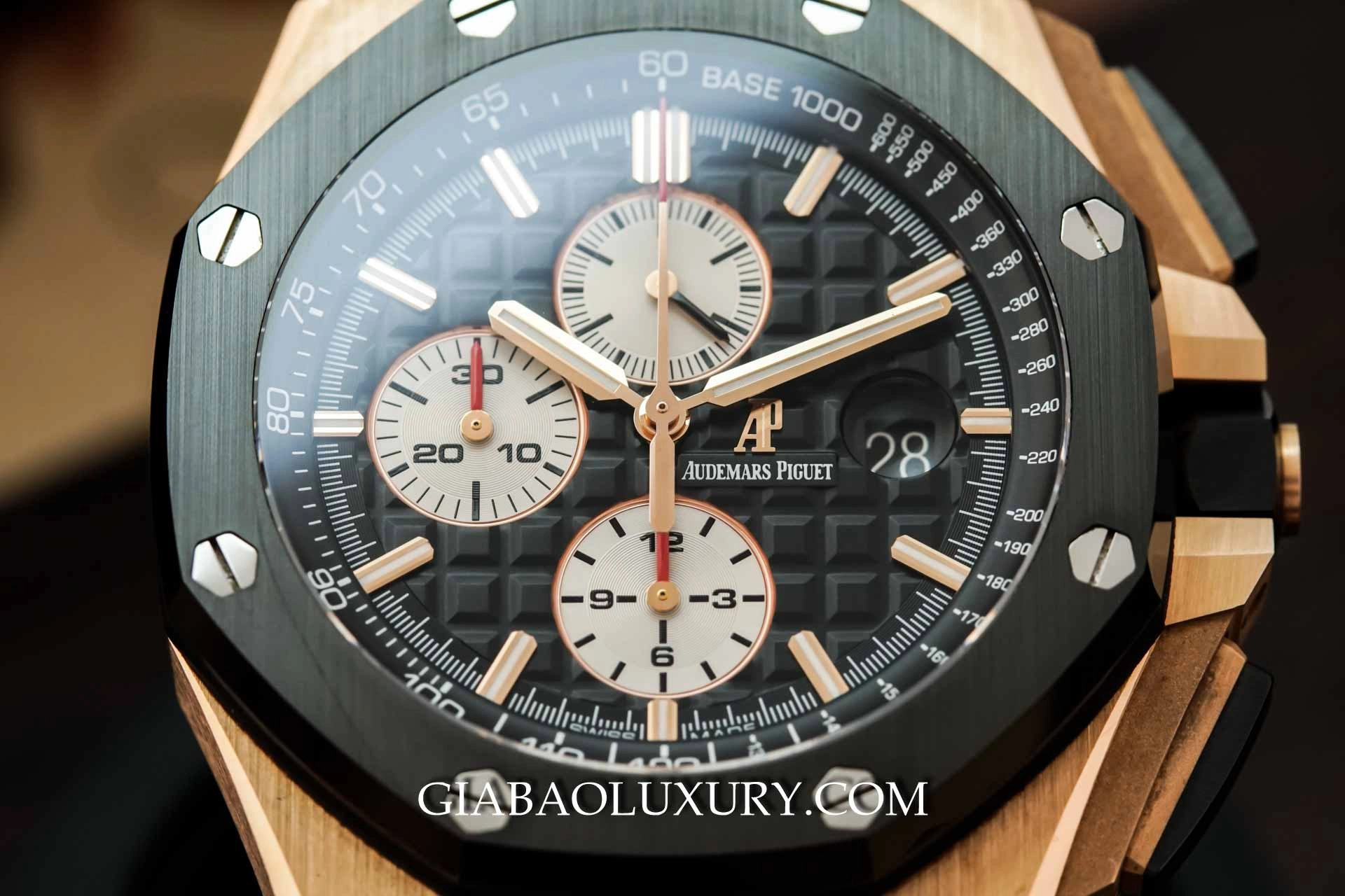 Audemars Piguet Royal Oak Offshore 26401RO: 44 mm vàng hồng — ảnh chi tiết 07