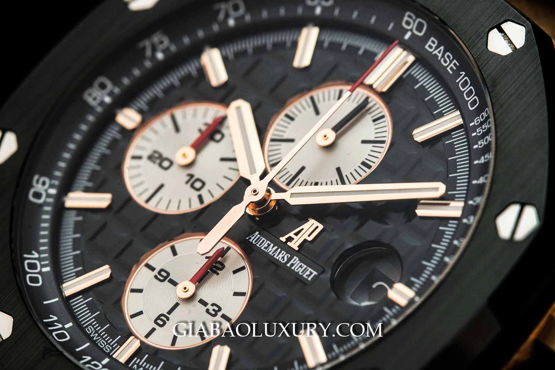 Audemars Piguet Royal Oak Offshore 26401RO: 44 mm vàng hồng — ảnh chi tiết 08
