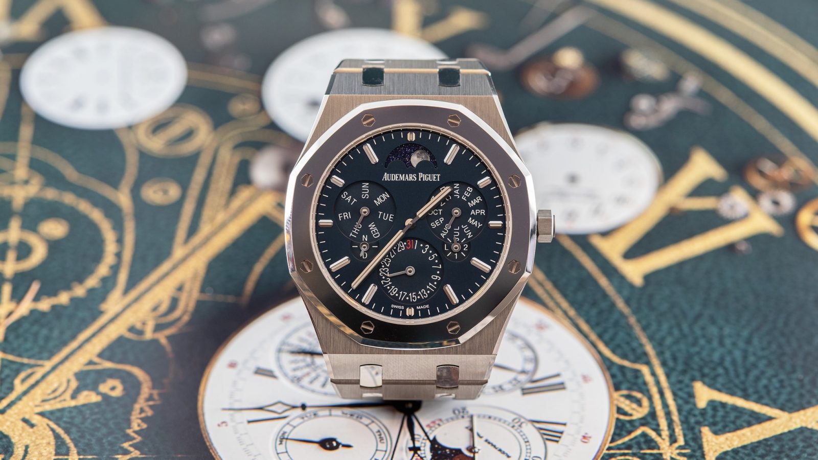 Royal Oak Ultra-Thin và giải Aiguille d’Or GPHG 2019