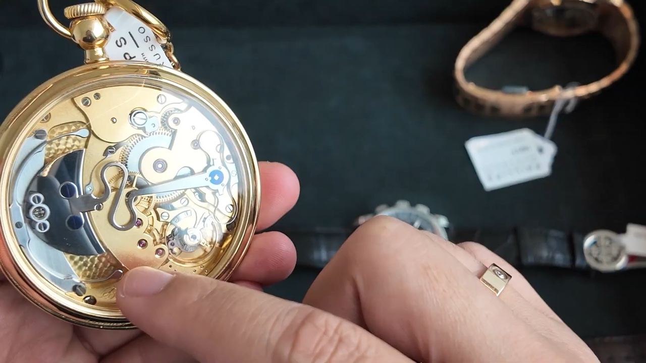 Chữ ký Breguet nº 9 khắc trên bộ máy, xác nhận số hiệu 09/300
