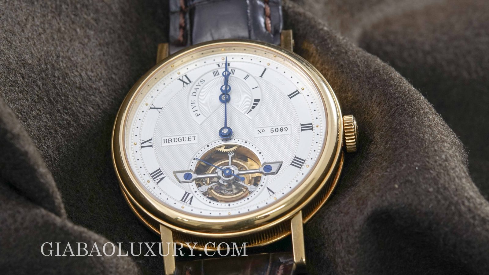 Breguet Classique Tourbillon 5317: trữ cót 5 ngày