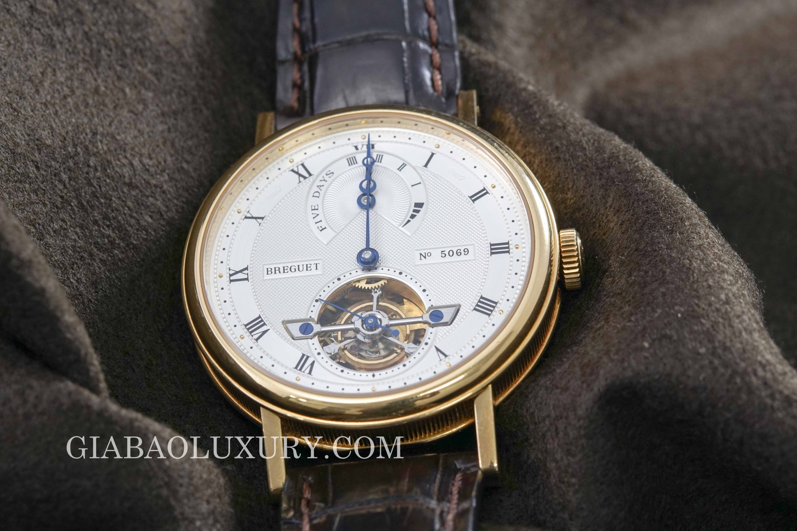 Breguet Classique Tourbillon Ref. 5317 vàng hồng