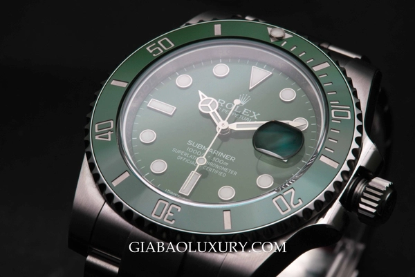 Các dòng đồng hồ Rolex: phân loại theo chức năng: Rolex Submariner thuộc nhóm Professional dành cho lặn