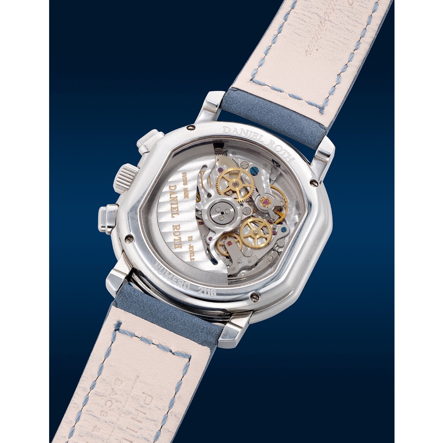 Đáy sapphire và calibre DR500 của Daniel Roth chronograph