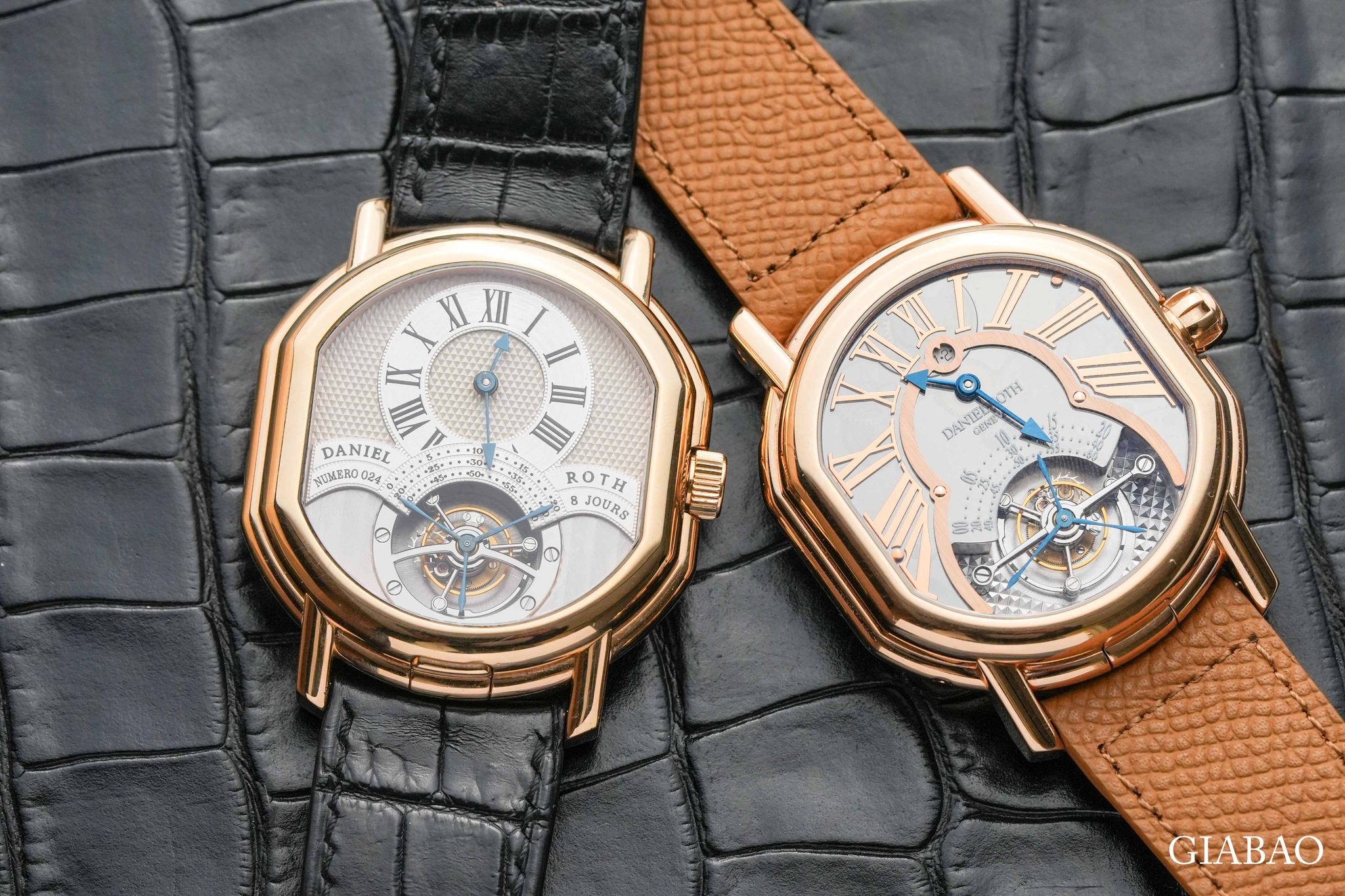 Hai đồng hồ Daniel Roth tourbillon trong vỏ double-ellipse bằng vàng hồng