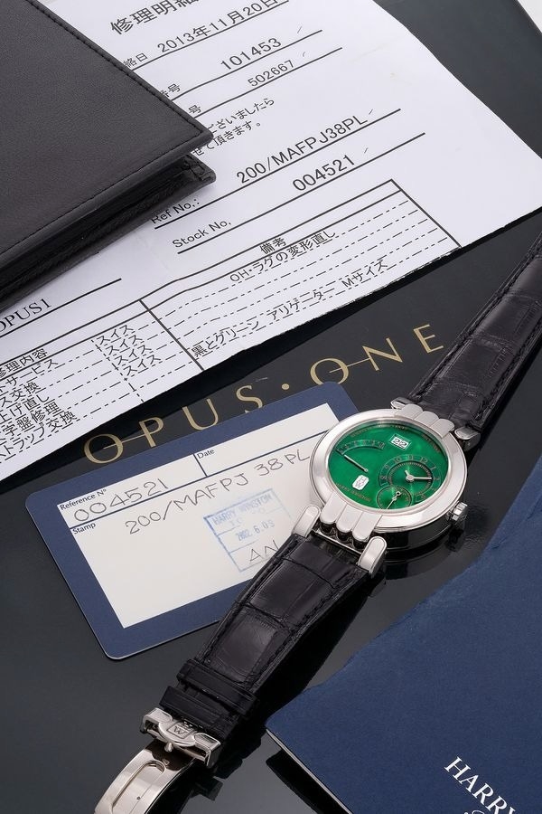 Harry Winston Opus One mặt xanh