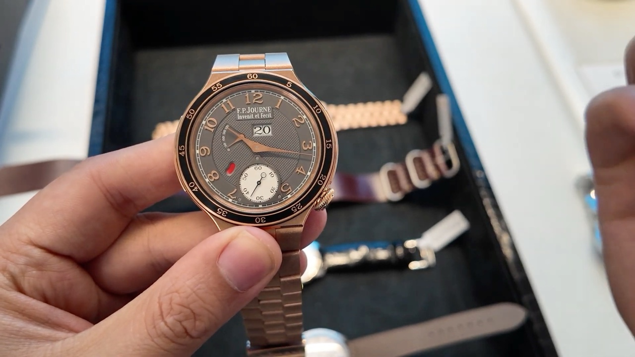 Mặt số guilloché của F.P. Journe Automatique Réserve AR2