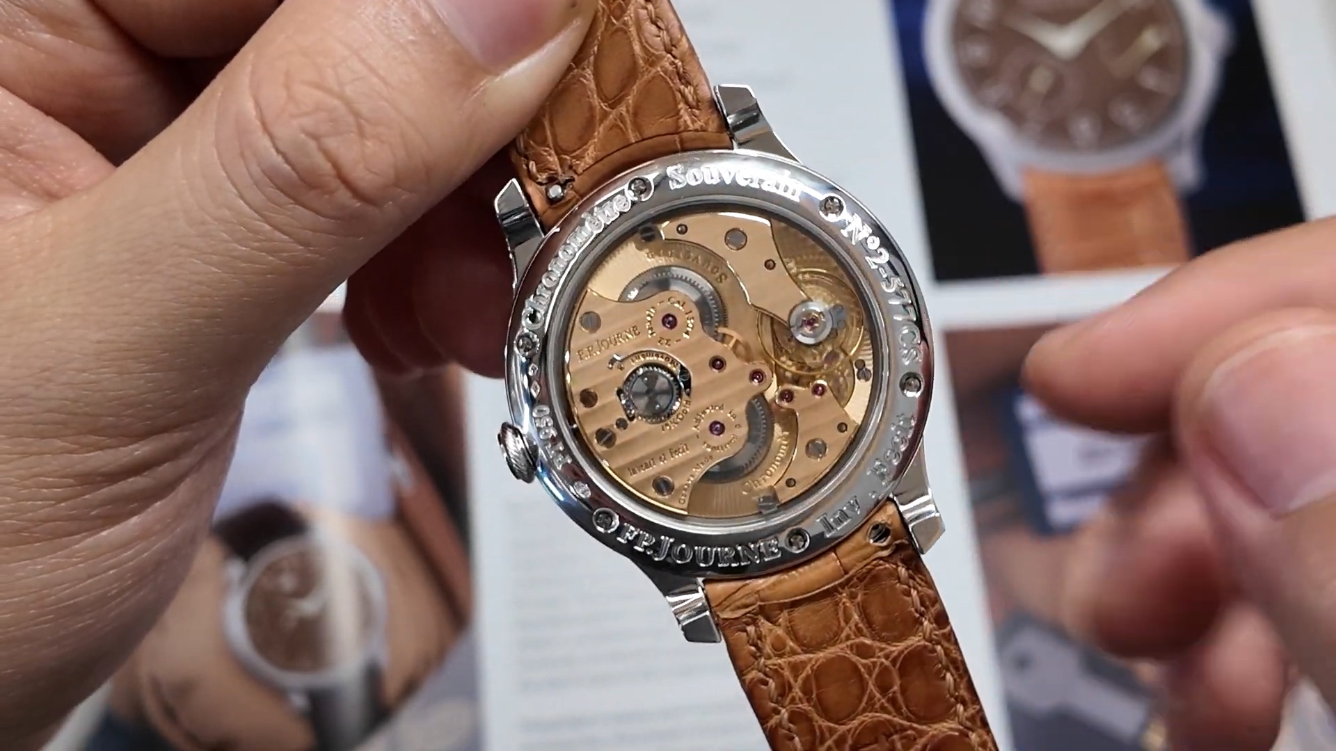 Calibre 1300.3 bằng vàng của F.P. Journe Octa Automatique Réserve