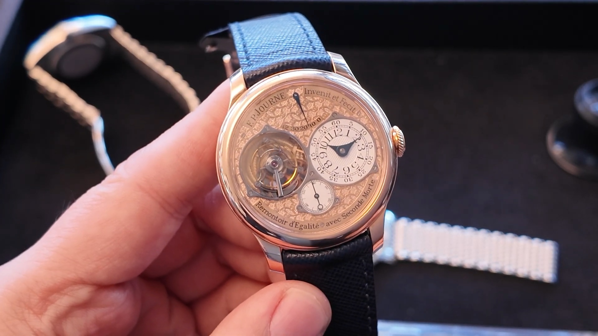 Bố cục hiển thị F.P. Journe Régence Circulaire