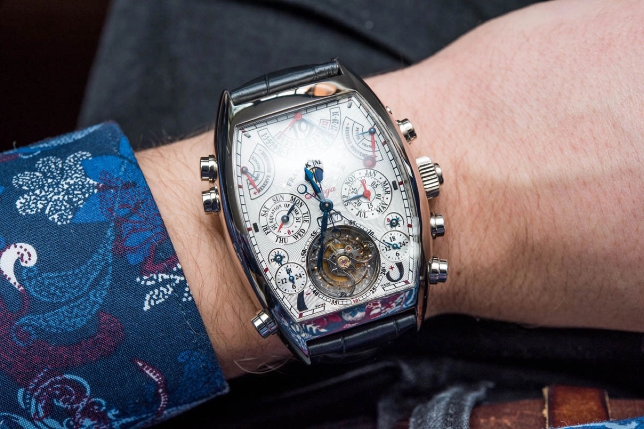 Franck Muller Aeternitas Mega 4: 36 chức năng: Bộ máy Aeternitas Mega 4 nhìn từ mặt sau