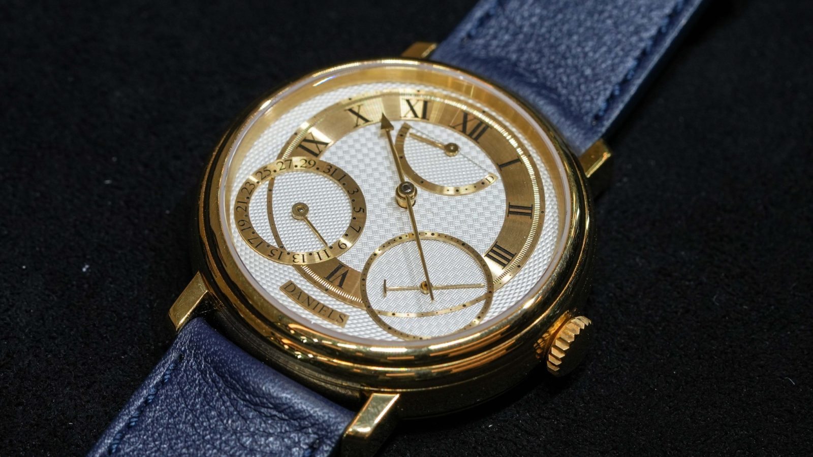 George Daniels Anniversary No. 16: dấu ấn Co-Axial