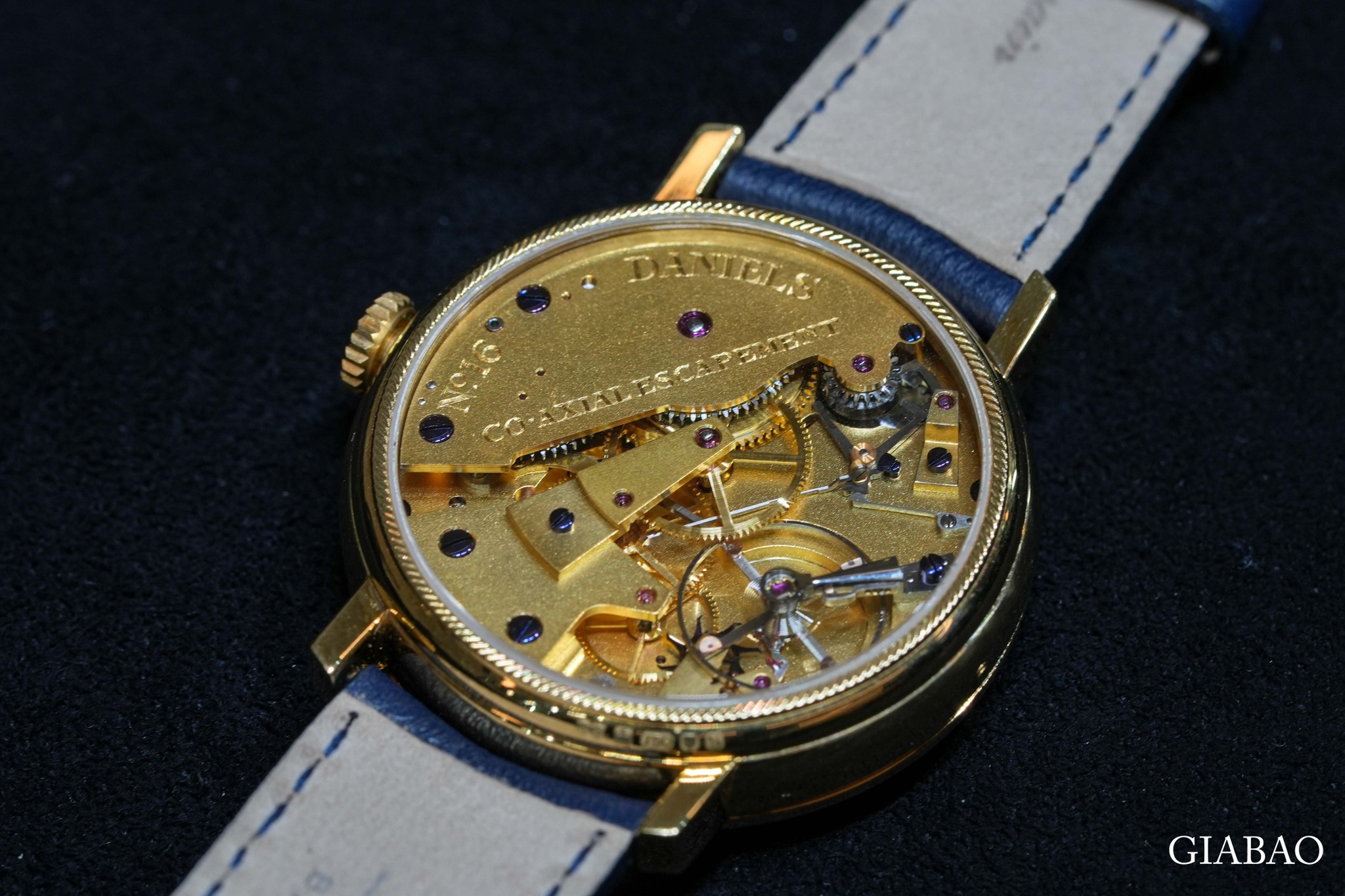 George Daniels Anniversary No. 16: dấu ấn Co-Axial — ảnh chi tiết 2
