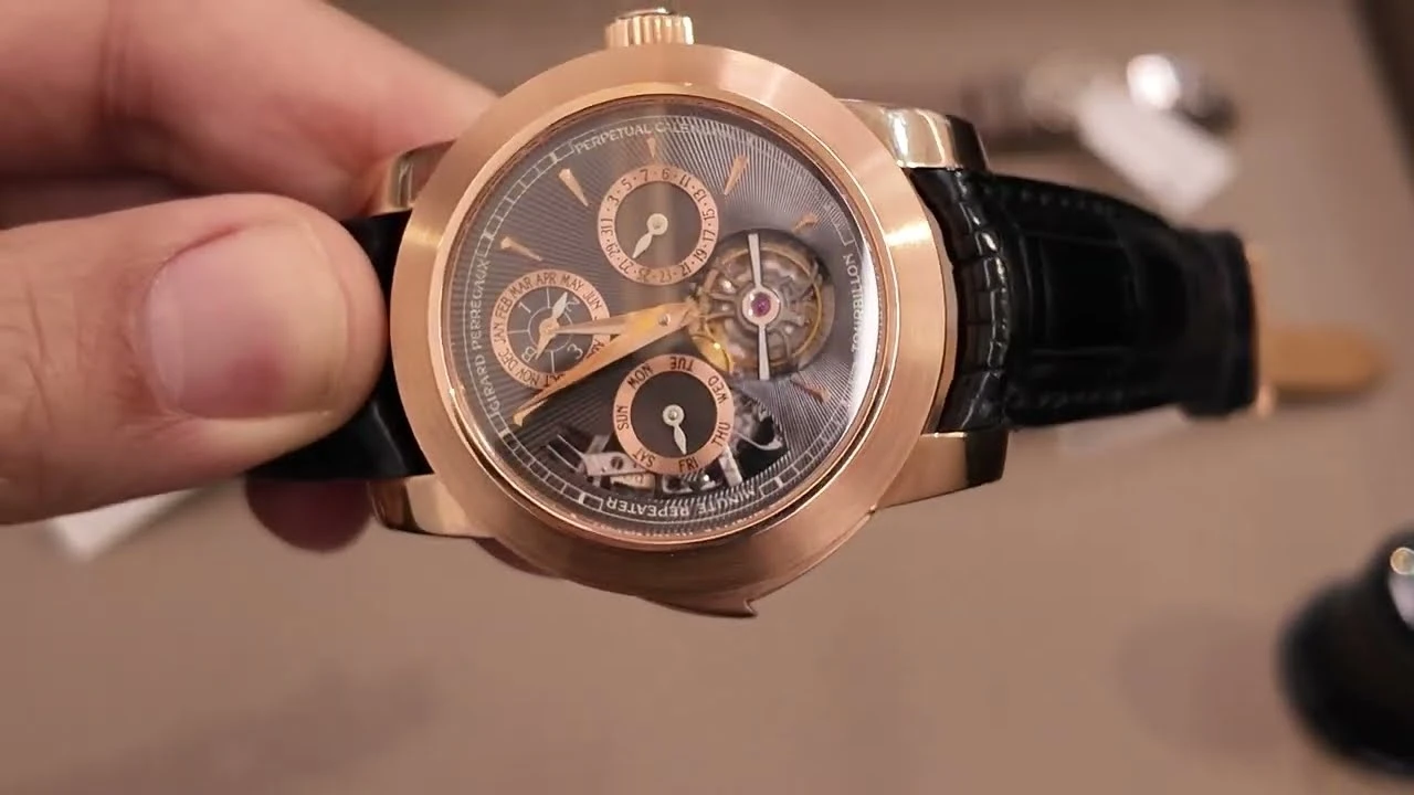 Góc nghiêng mặt số Girard-Perregaux Opera Two Ref. 99740