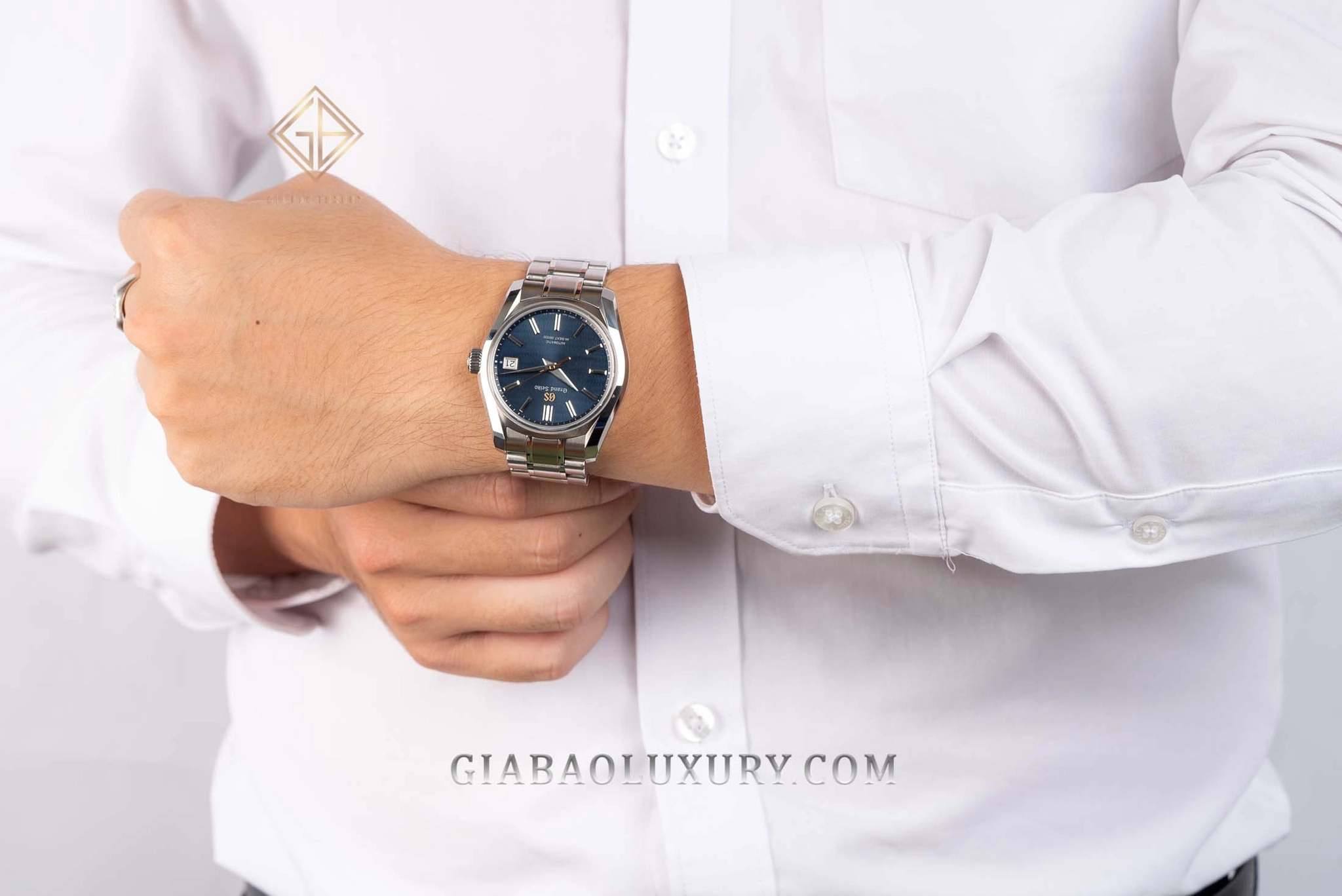 Grand Seiko SBGH273 Shubun: mặt số đêm thu: Kim và cọc giờ cắt nhiều mặt trên mặt số