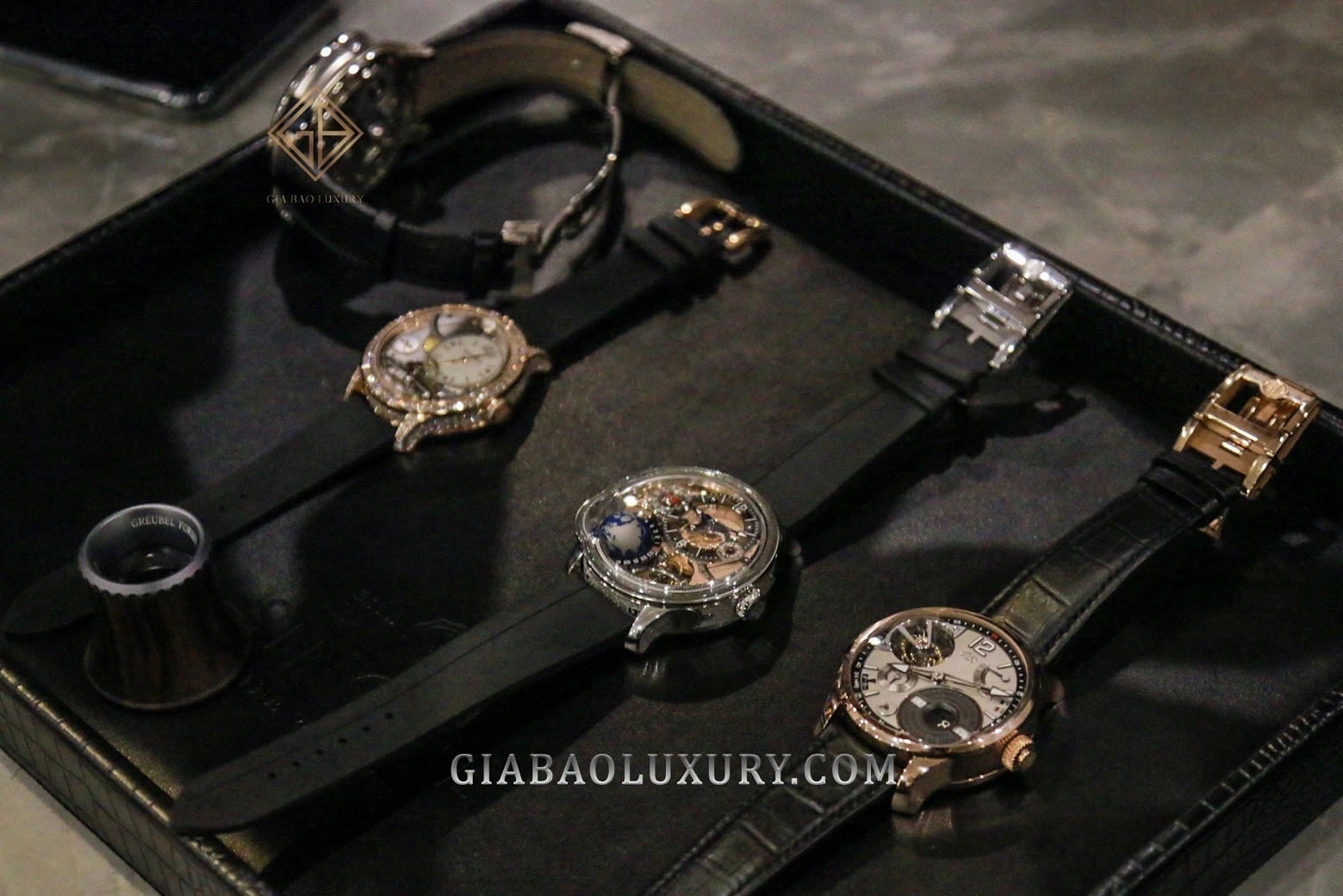 Greubel Forsey: kiến trúc và nghệ thuật chế tác: năm mẫu Greubel Forsey được trưng bày cùng nhau