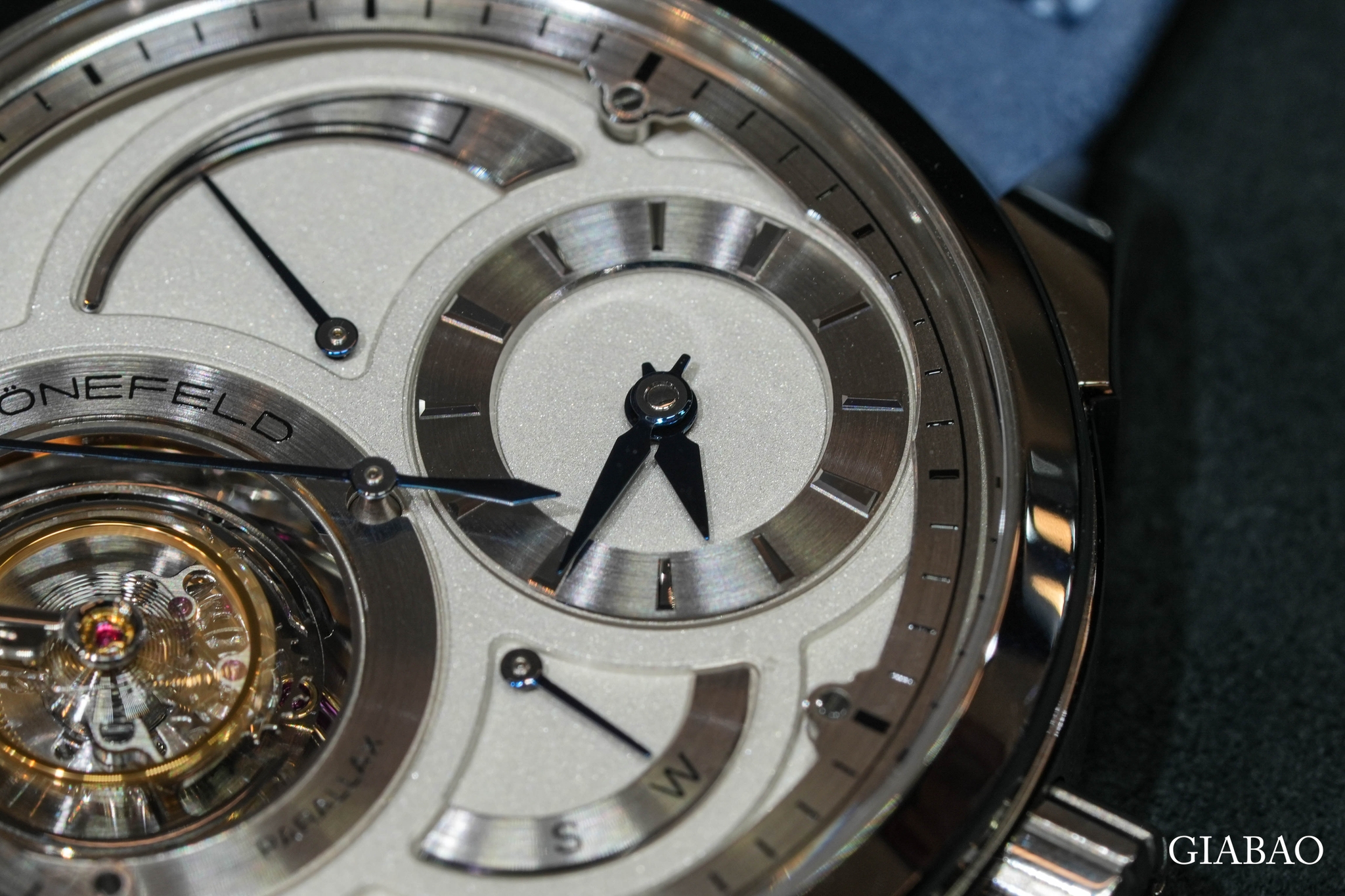 Grönefeld Parallax Tourbillon 1912: tourbillon ba chiều — ảnh chi tiết 5