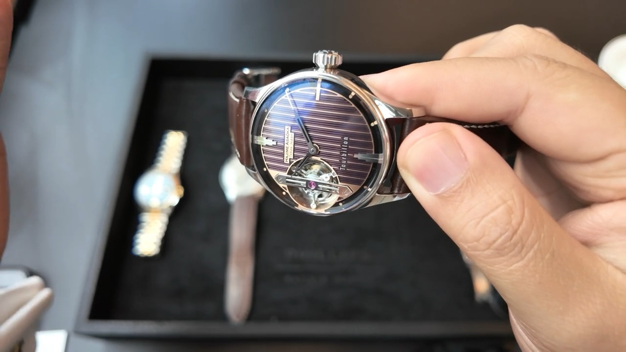 Góc nghiêng Hajime Asaoka Tourbillon #1