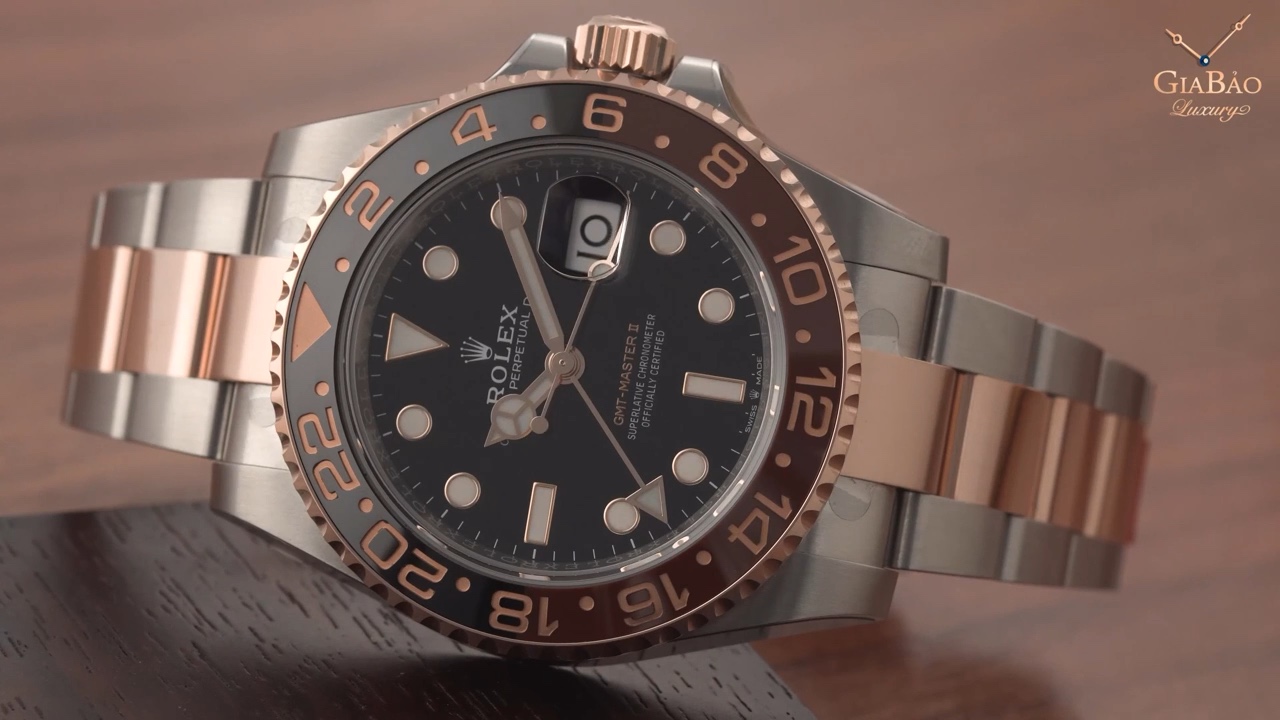 Rolex GMT-Master II 126711CHNR trên dây Oyster