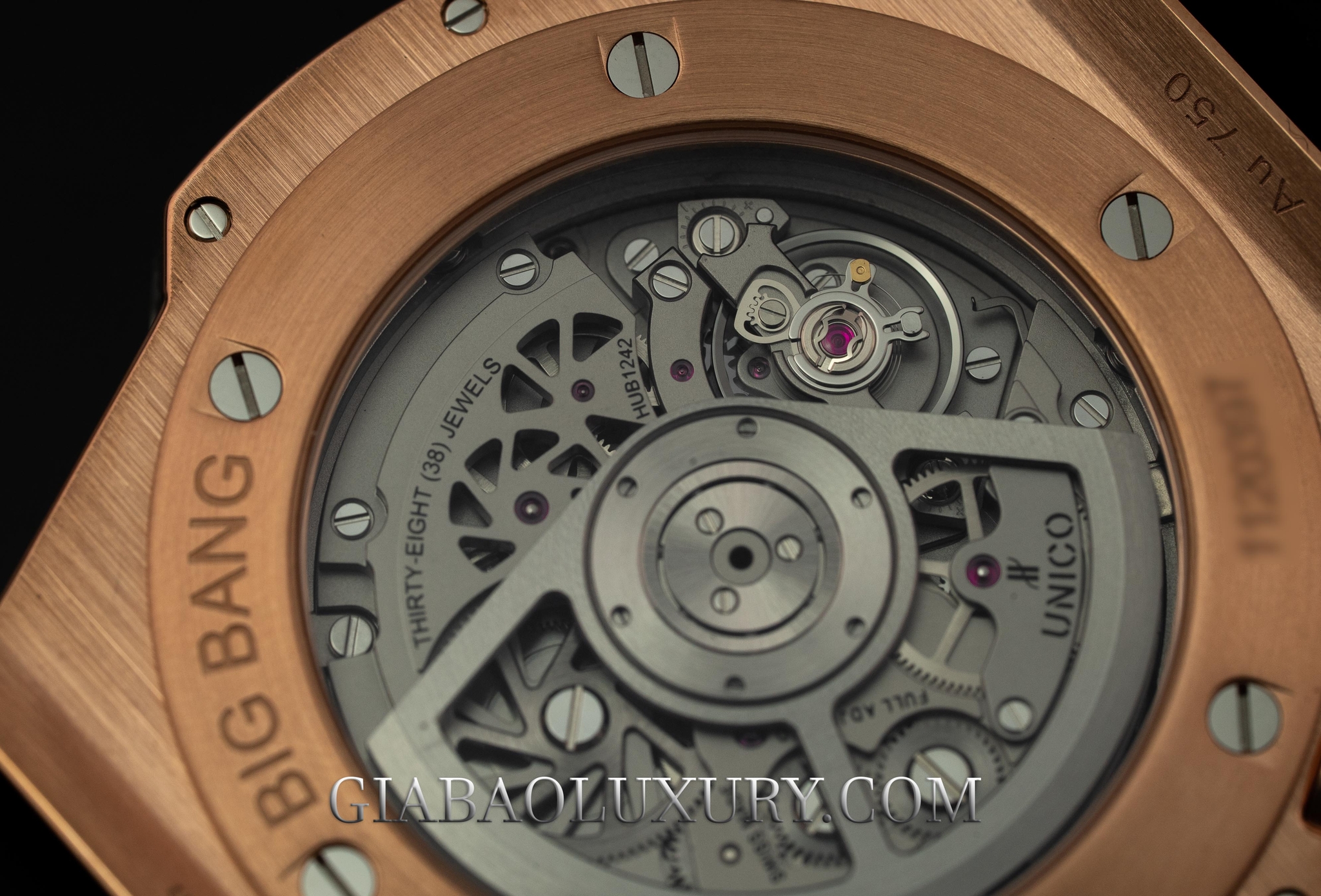 Hublot Big Bang Unico 42 và 45 mm: khác biệt kỹ thuật: calibre HUB1242 của Big Bang Unico 45 mm