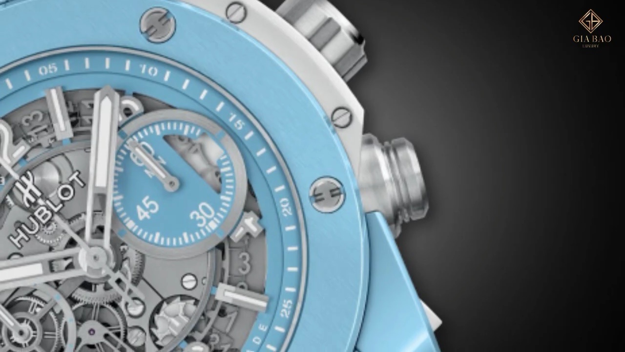 Mặt số skeleton và bộ đếm xanh của Hublot Big Bang Unico 45 Sky Blue