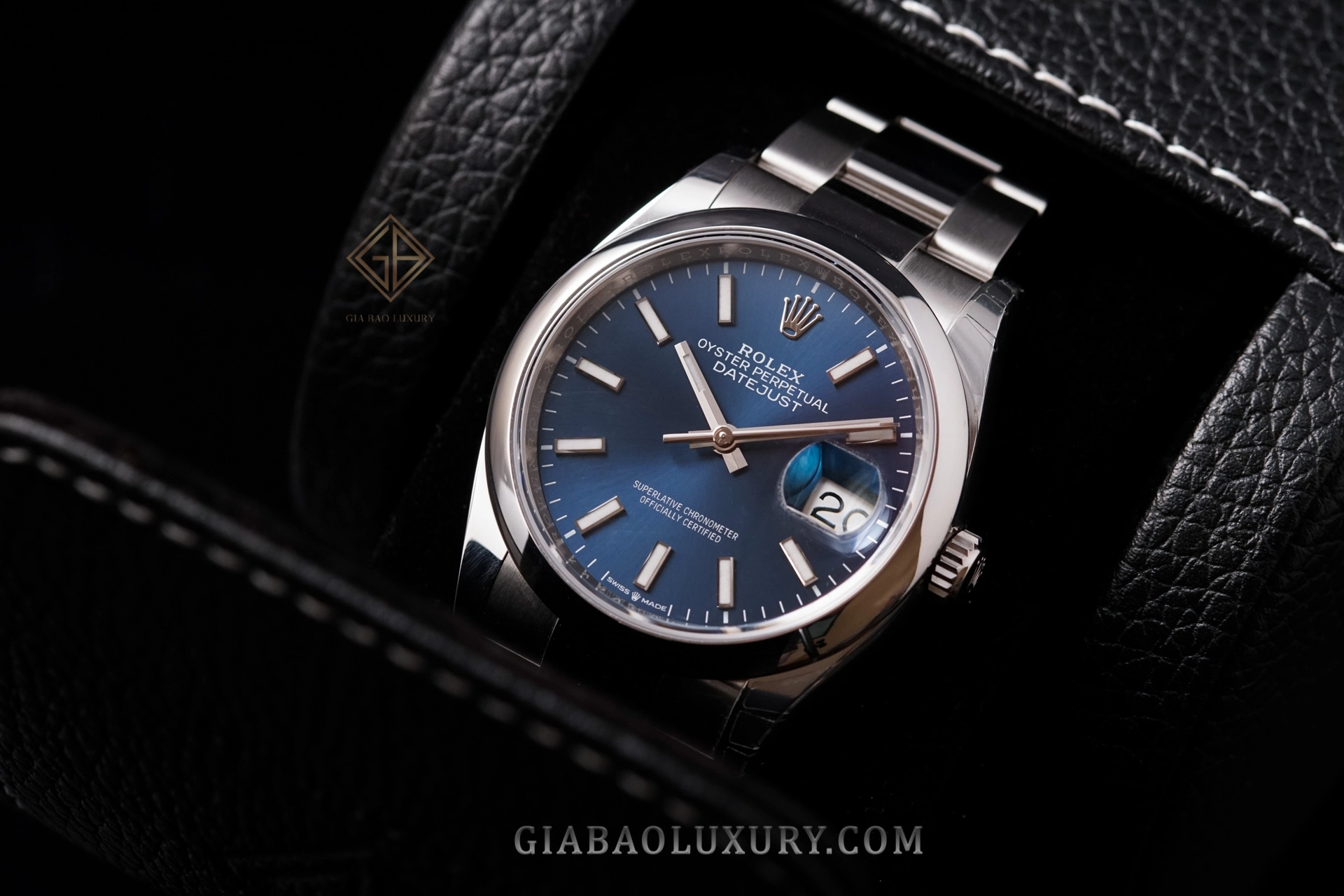 Hướng dẫn mua Rolex mặt số xanh: Rolex Datejust mặt xanh sunray