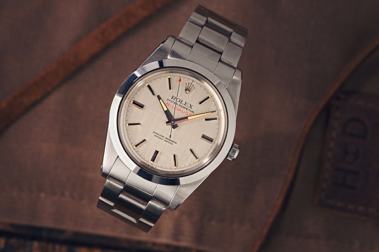 Hướng dẫn mua Rolex Milgauss: Rolex Milgauss Ref. 1019 mặt số bạc