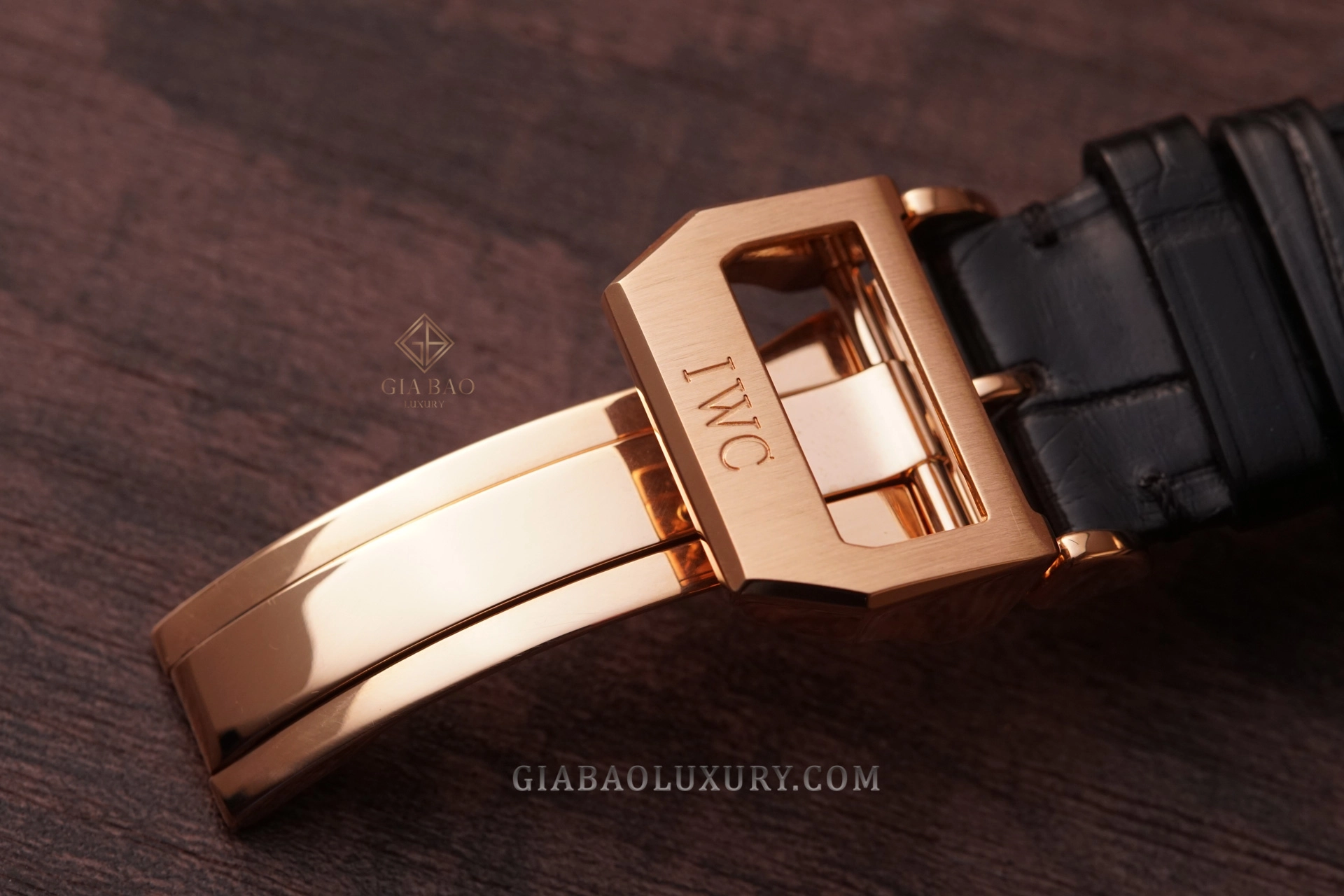 IWC Portugieser Automatic IW5001-01: khóa gập IWC bằng vàng hồng