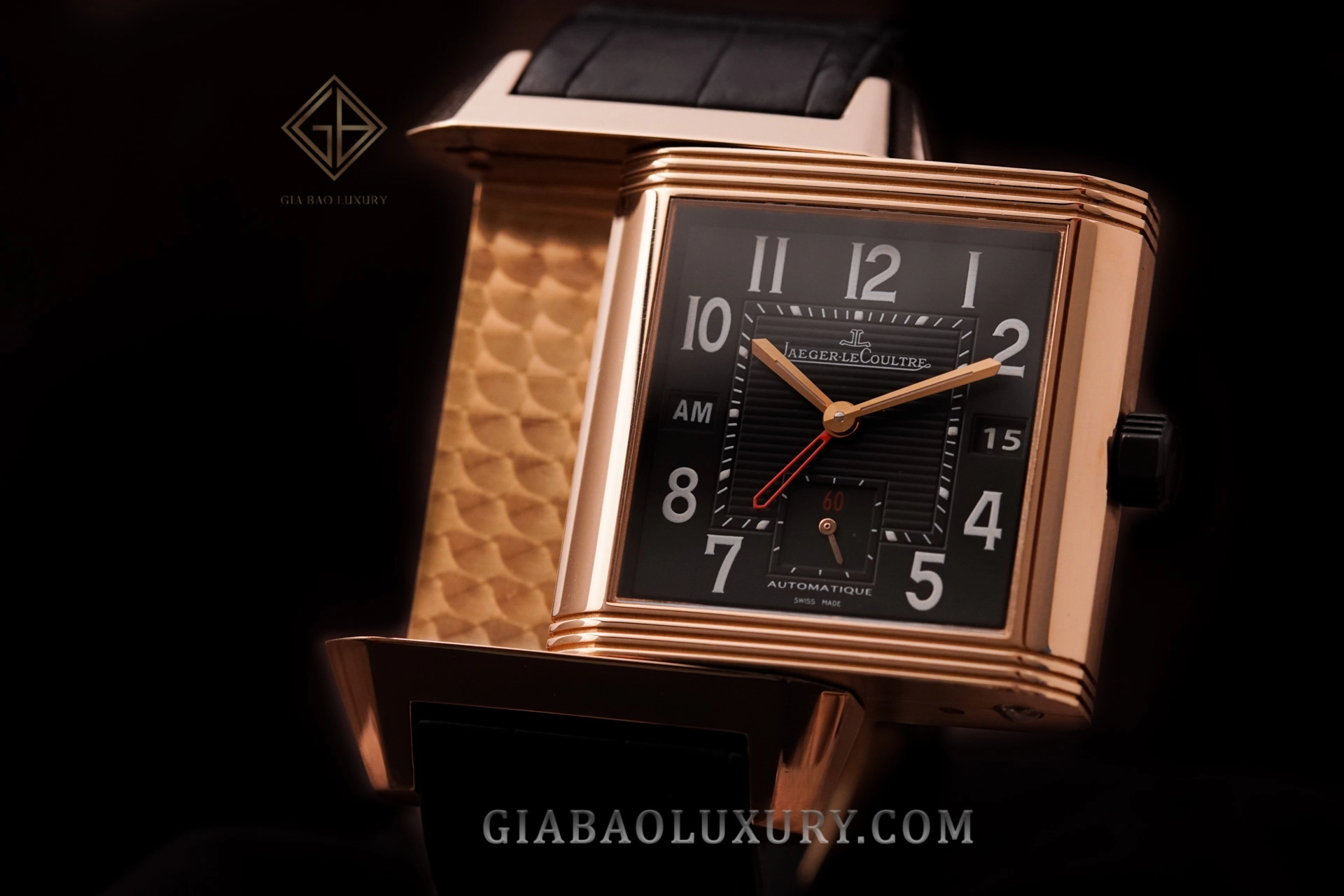 Jaeger-LeCoultre Reverso Squadra Hometime: mặt hiển thị giờ địa phương, giờ tham chiếu và ngày