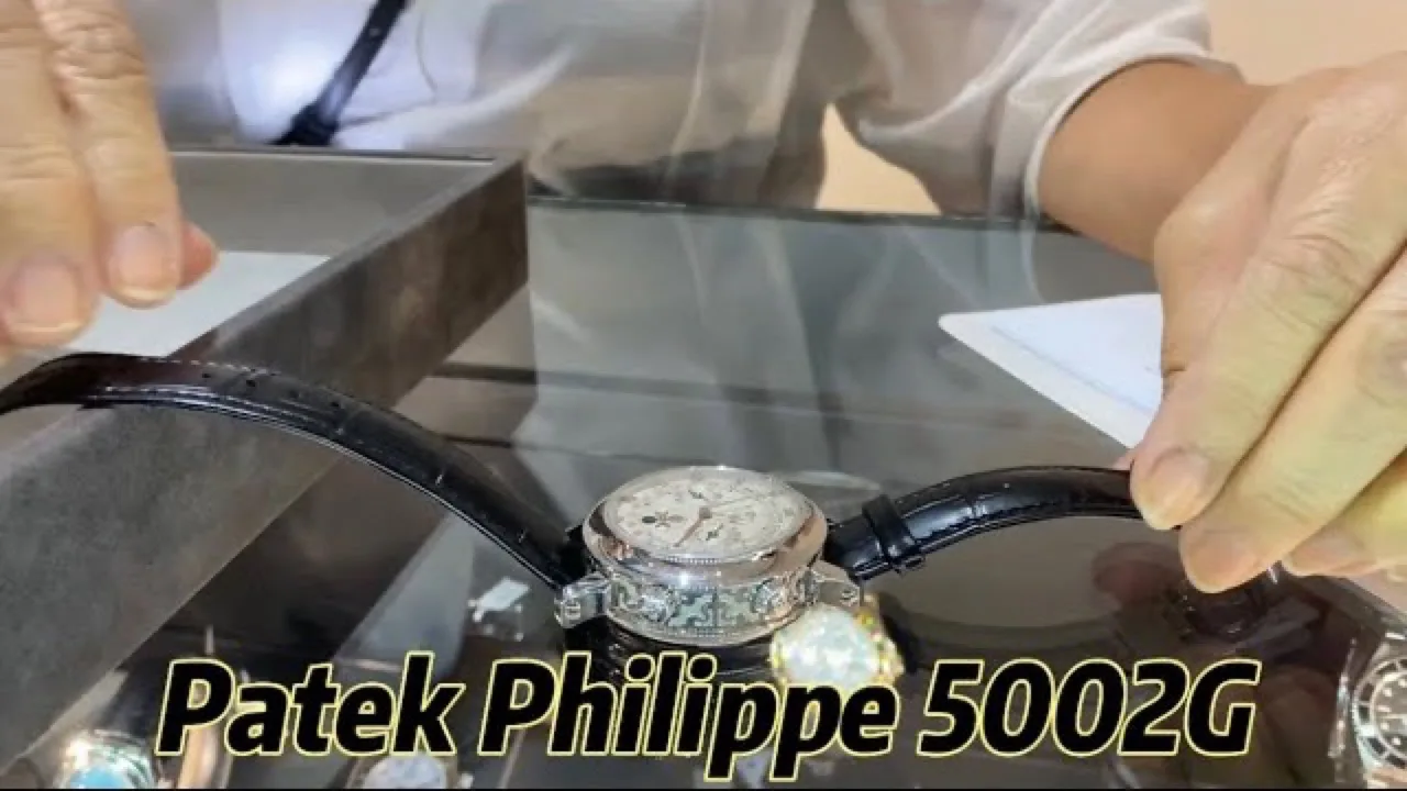 Patek Philippe Sky Moon Tourbillon 5002: 12 kỳ công