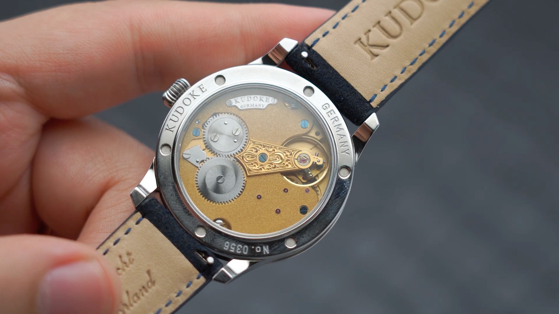 Bộ máy lên cót tay Kaliber 1 của Kudoke