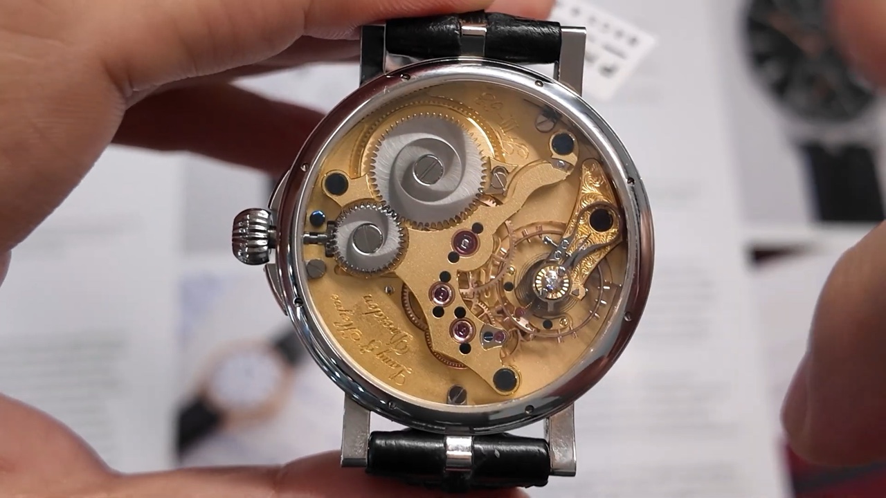 Calibre VI lên cót tay của Lang & Heyne Friedrich III
