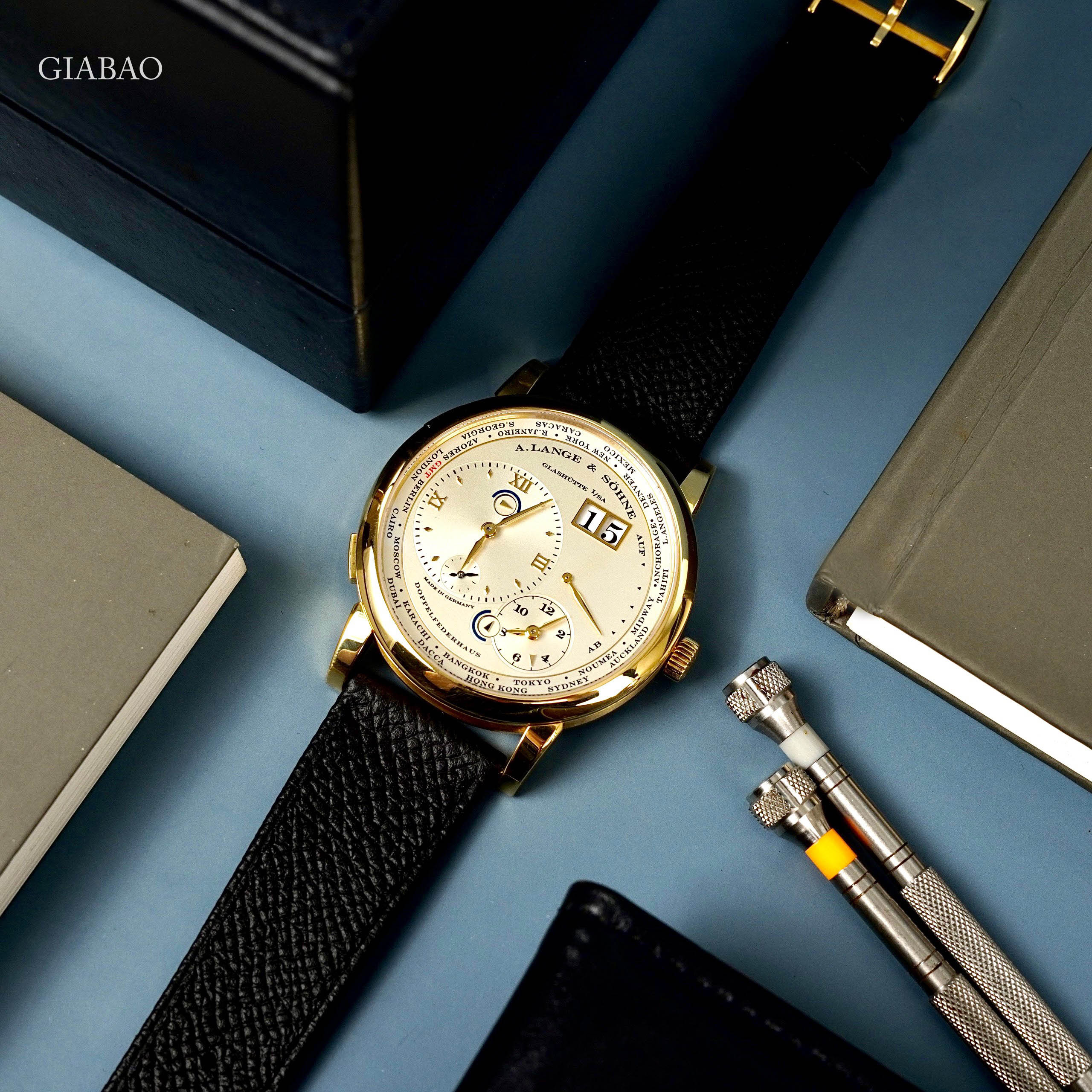 Mặt số Lange 1 Time Zone 116.021 vàng vàng
